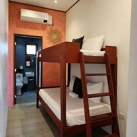Sirom Beach House Tambobong Kültér fotó