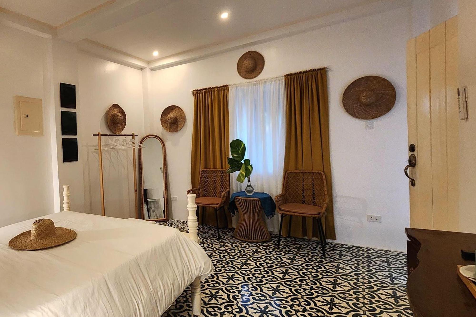 Sirom Beach House Tambobong Kültér fotó