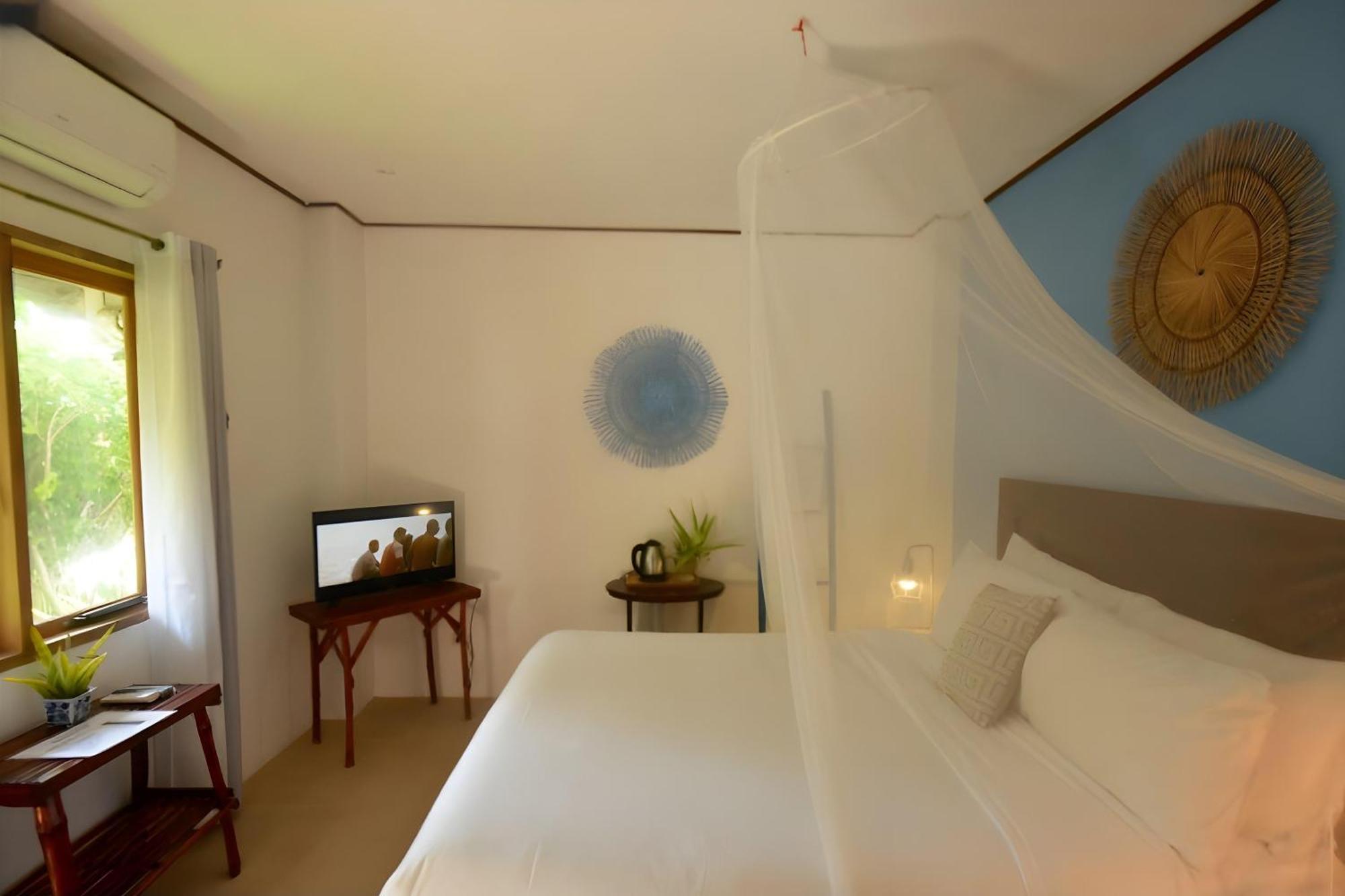 Sirom Beach House Tambobong Kültér fotó