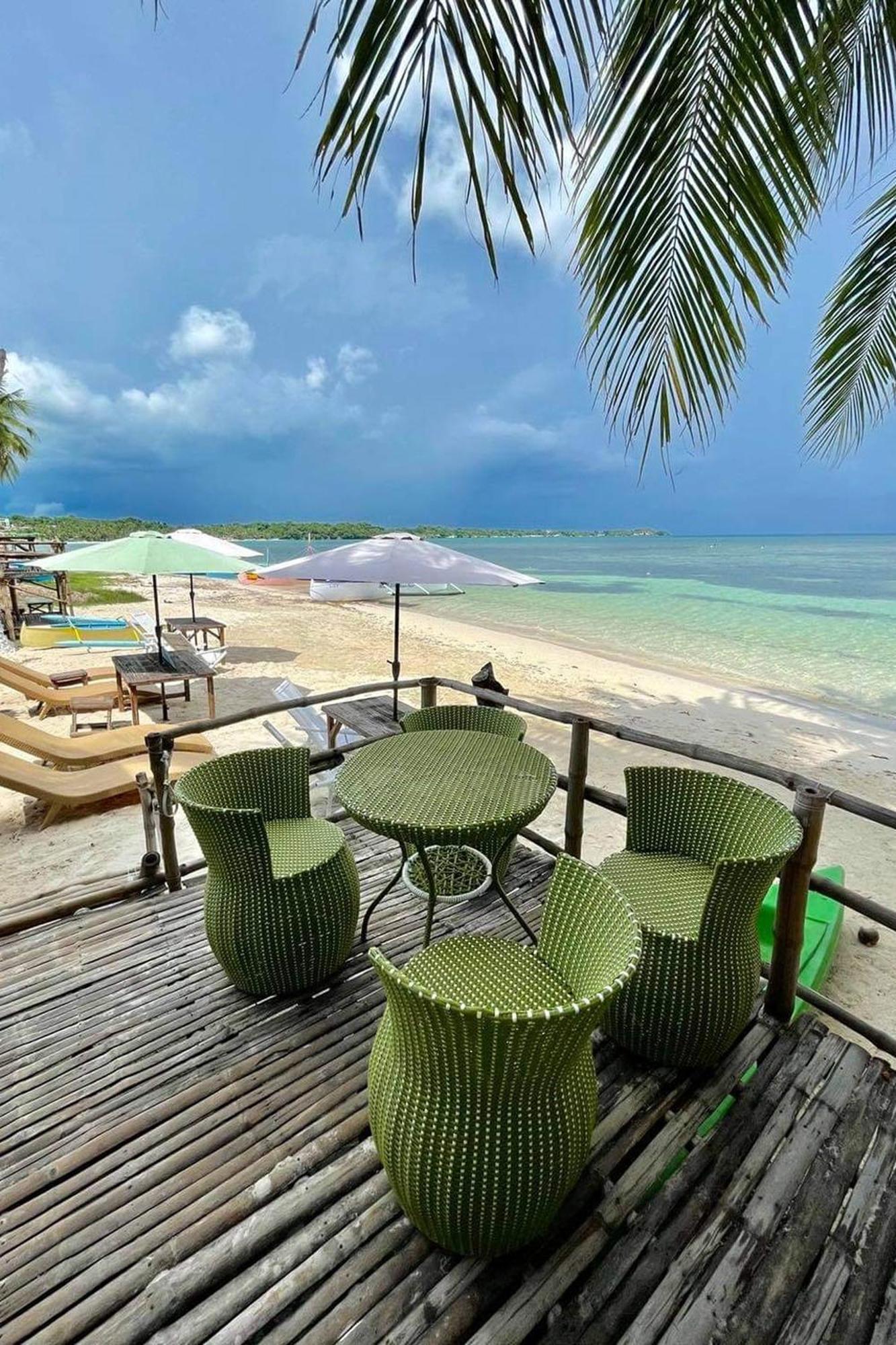 Sirom Beach House Tambobong Kültér fotó